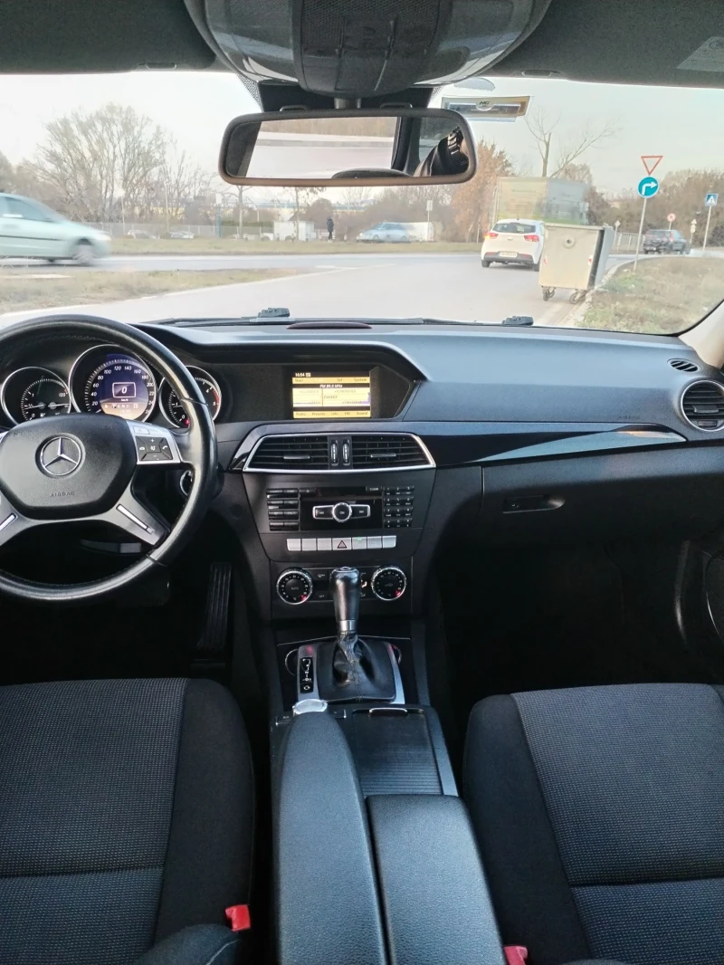 Mercedes-Benz C 220 2.2 Cdi FACE УНИКАТ , снимка 10 - Автомобили и джипове - 48014970