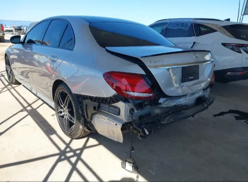 Mercedes-Benz E 350, снимка 5 - Автомобили и джипове - 48748362