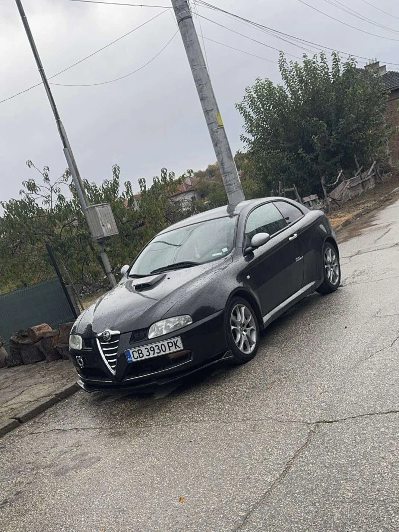 Alfa Romeo Gt 1.9 JTD, снимка 1 - Автомобили и джипове - 48881421