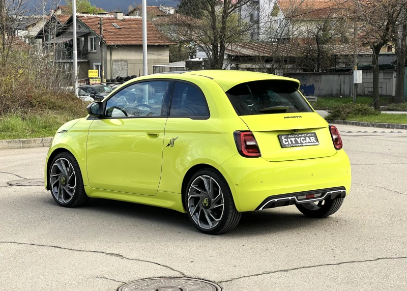 Fiat 500 e ABARTH/ TURISMO/ JBL/ CAMERA/ LED/ PANO/ 18/, снимка 4 - Автомобили и джипове - 49572924