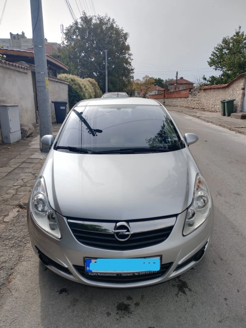 Opel Corsa D, снимка 1 - Автомобили и джипове - 49595990