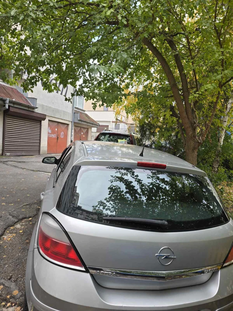 Opel Astra 1.7, снимка 11 - Автомобили и джипове - 52370253