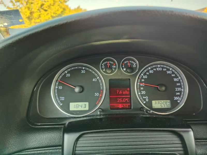 VW Passat, снимка 13 - Автомобили и джипове - 52524160