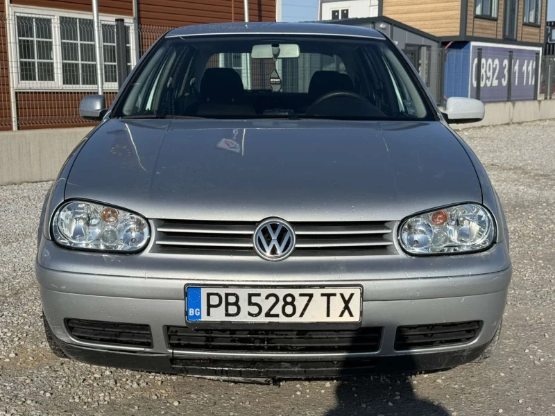 VW Golf 1.6, снимка 3 - Автомобили и джипове - 53130481