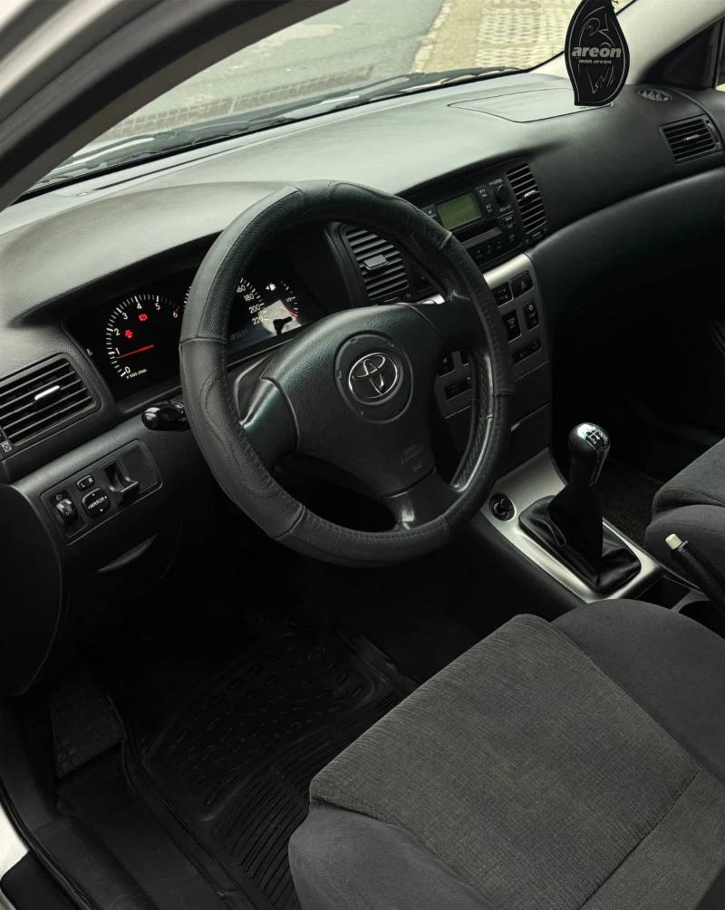 Toyota Corolla, снимка 10 - Автомобили и джипове - 53296319