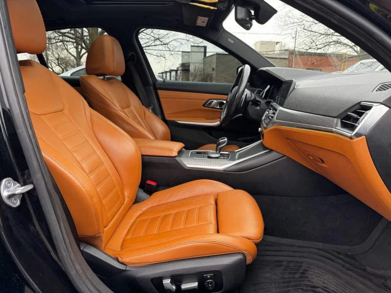 BMW 330 2019* 8ZF* M-PACK* BLACK OPTIC* 360* CARPLAY* SHOD, снимка 12 - Автомобили и джипове - 53475569