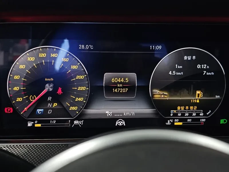 Mercedes-Benz CLS 400 d 4MATIC AMG/ BURMESTER/ 360/ HEADUP/ ������/ DIST | Mobile.bg � ����������� 8