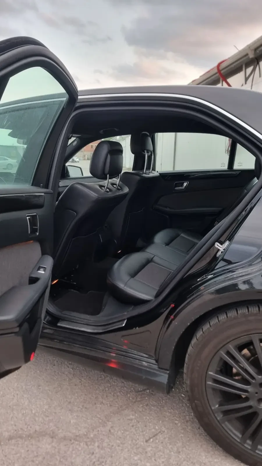 Mercedes-Benz E 350 E350d  Лизинг без доказване на доходи  - изображение 9