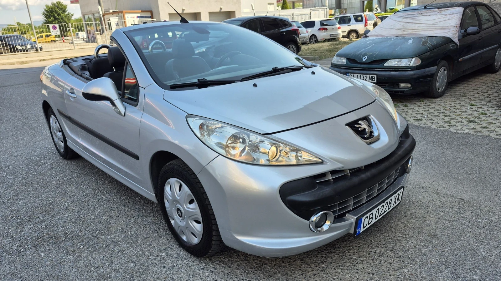 Peugeot 207 CC 1.6 hdi * Kожен салон * Бартер * Лизинг - изображение 7