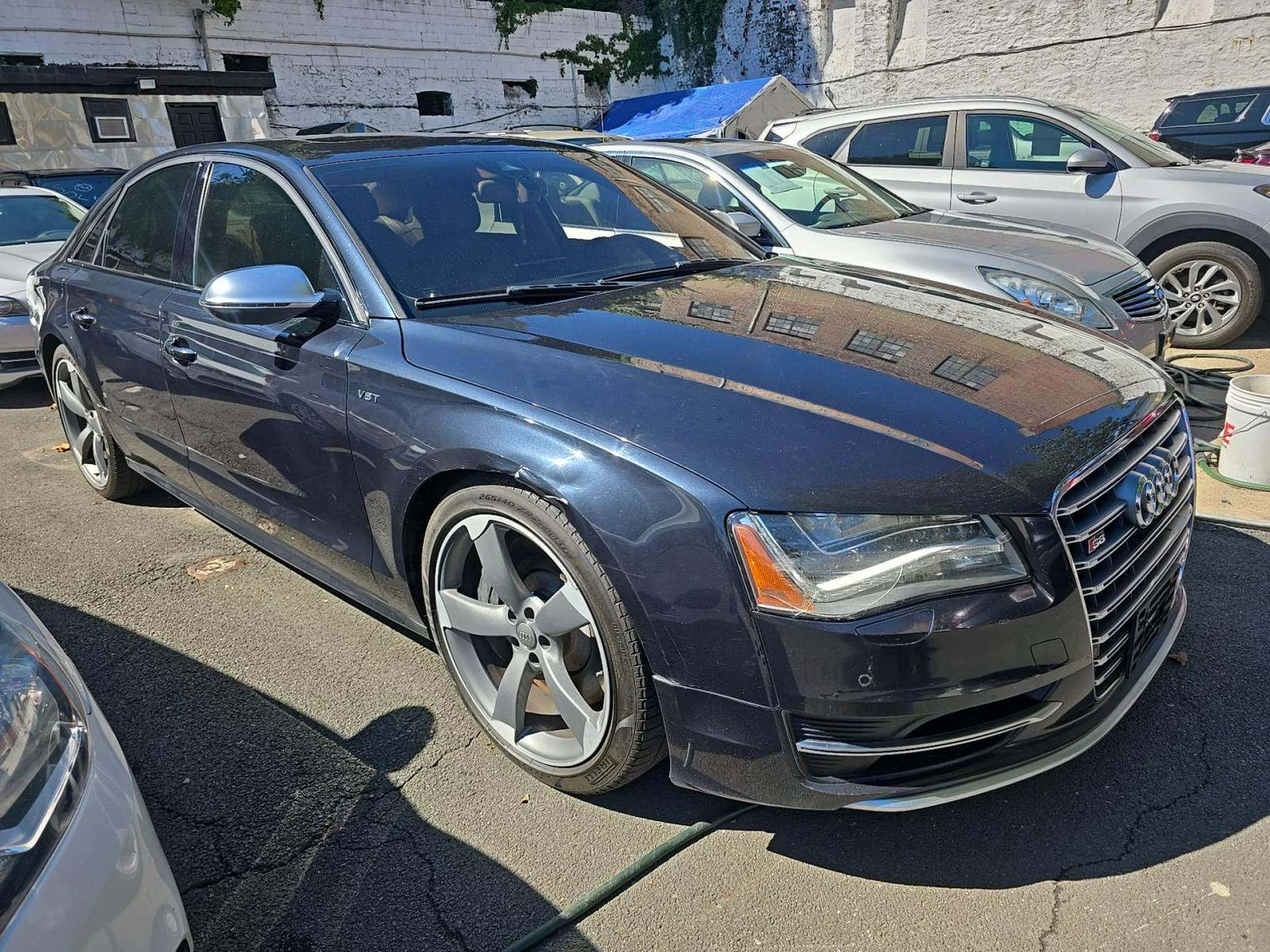 Audi S8 МАСАЖ* ОБДУХ* ПАНО* BOSE* ПАМЕТ* KEYLESS* ВИДЕО - изображение 2