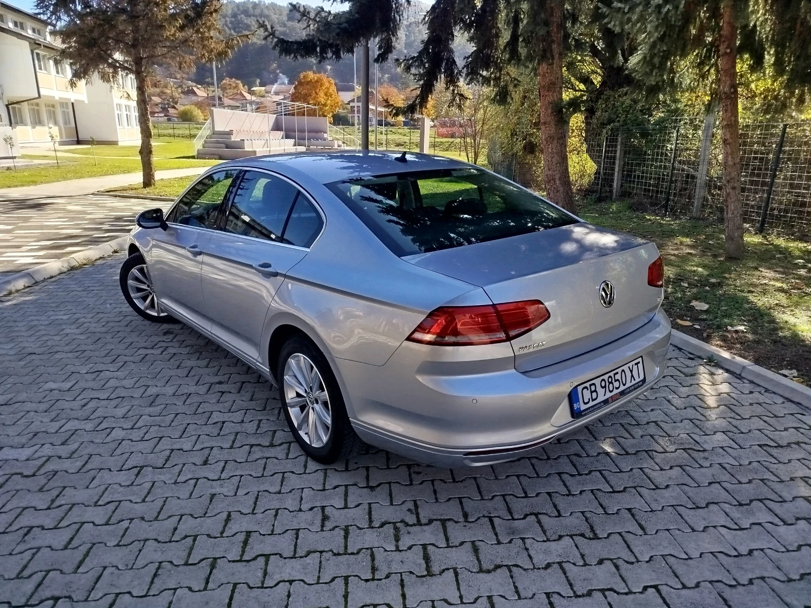 VW Passat B 8 Comfort line - изображение 4