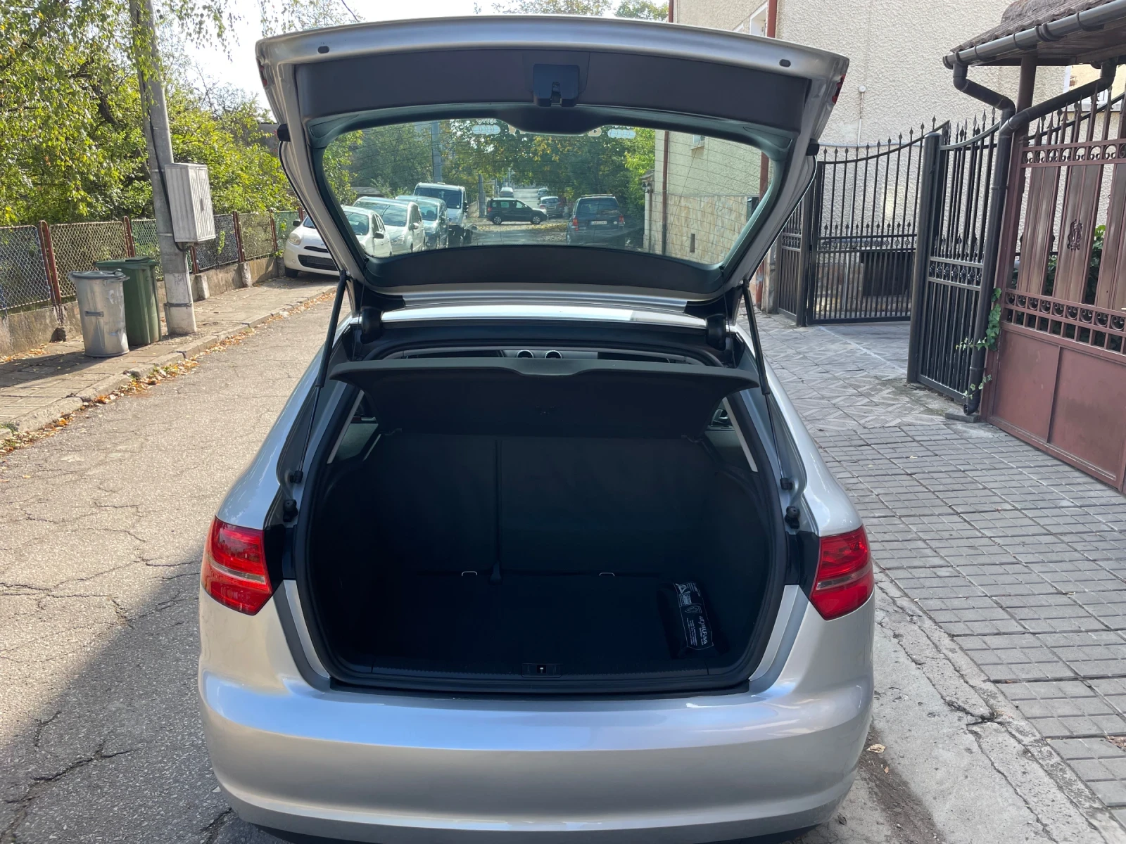 Audi A3 1.6i* 102kc* sportback* facelift*  - изображение 6