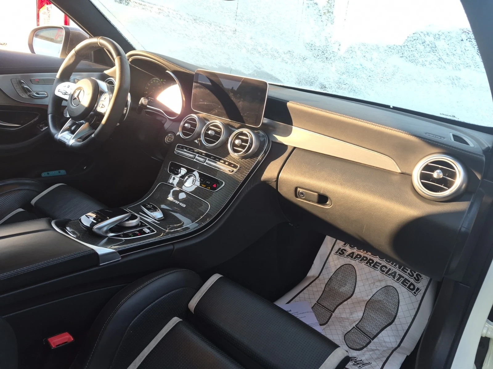 Mercedes-Benz C 63 AMG S * * CARFAX * * АВТО КРЕДИТ * * , снимка 5 - Автомобили и джипове - 54145247