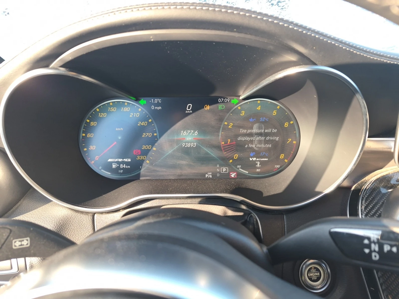 Mercedes-Benz C 63 AMG S * * CARFAX * * АВТО КРЕДИТ * * , снимка 8 - Автомобили и джипове - 54145247