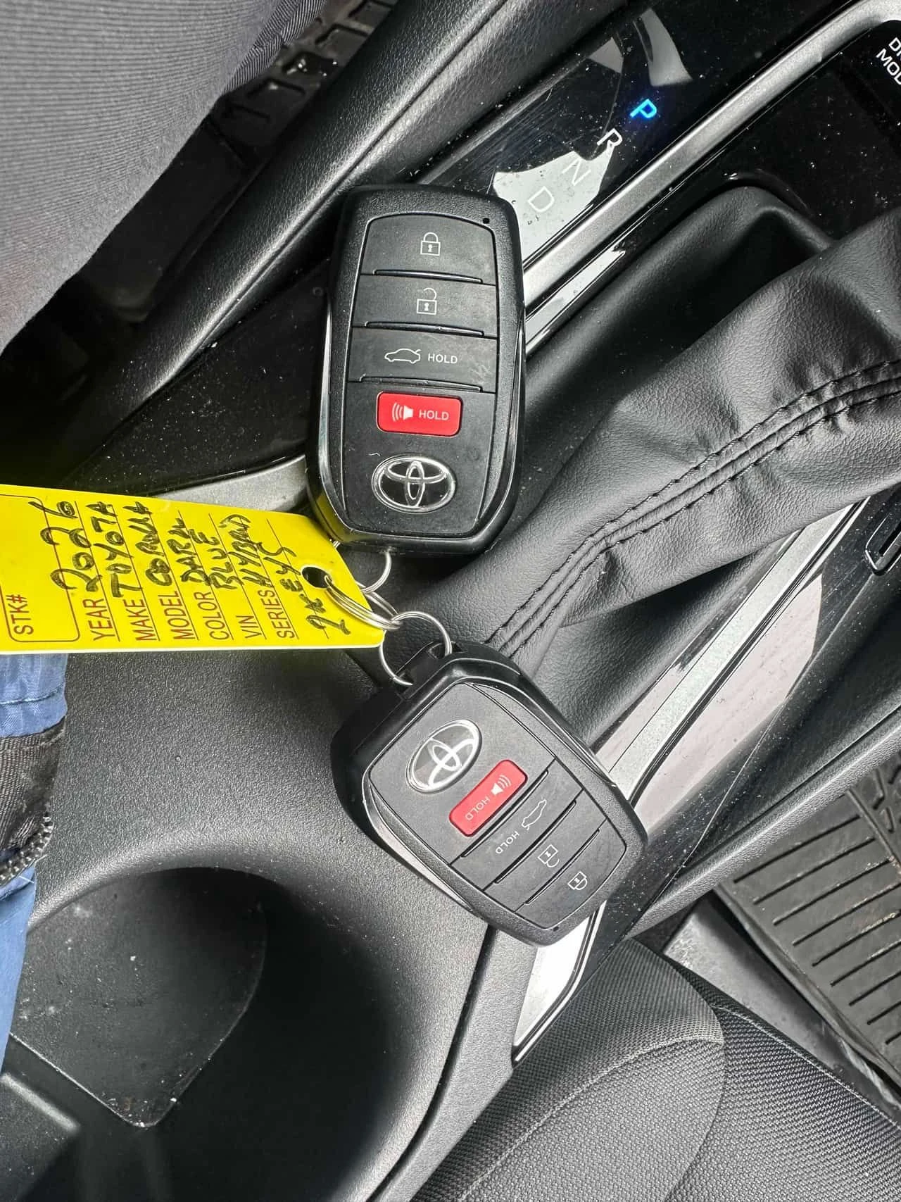 Toyota Corolla * Hybrid LE * ������� * ������ * NAVI * ����� | Mobile.bg � ����������� 10