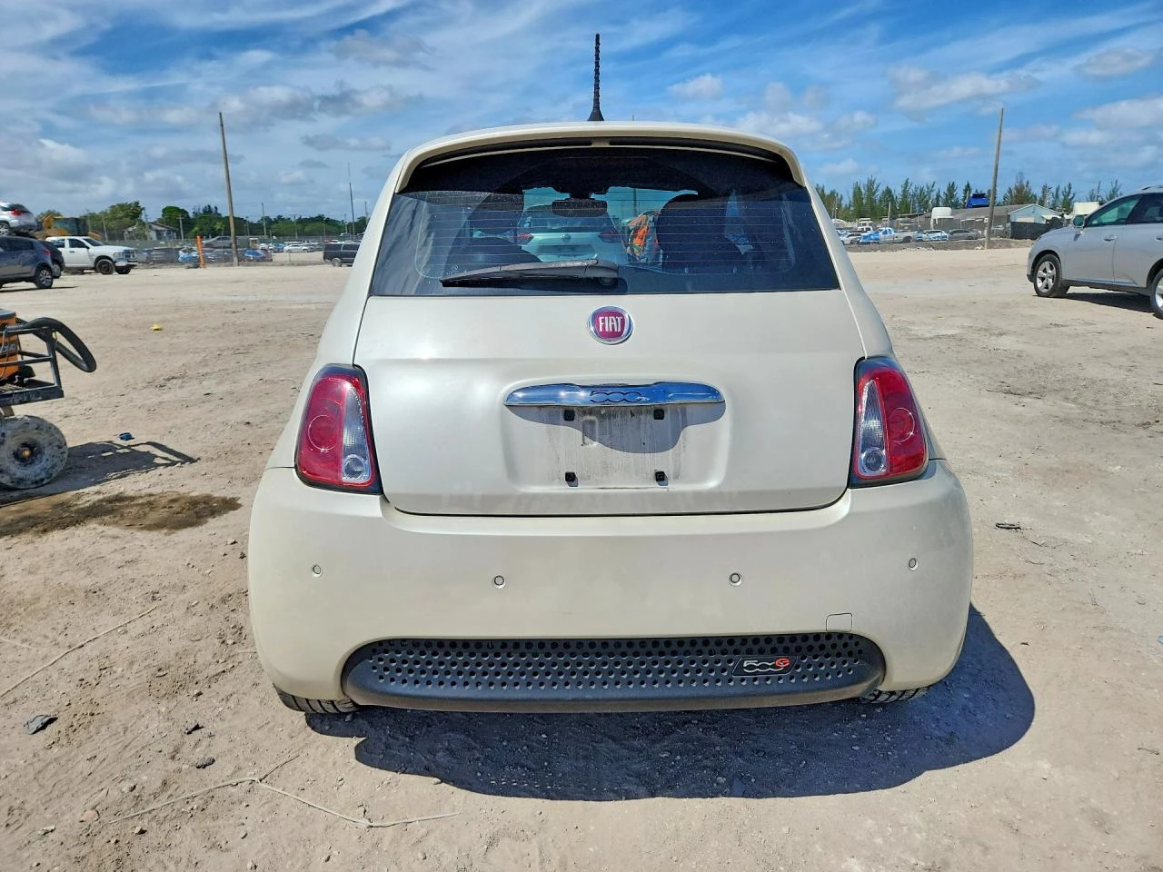 Fiat 500e Electric Hatch, снимка 6 - Автомобили и джипове - 54296999