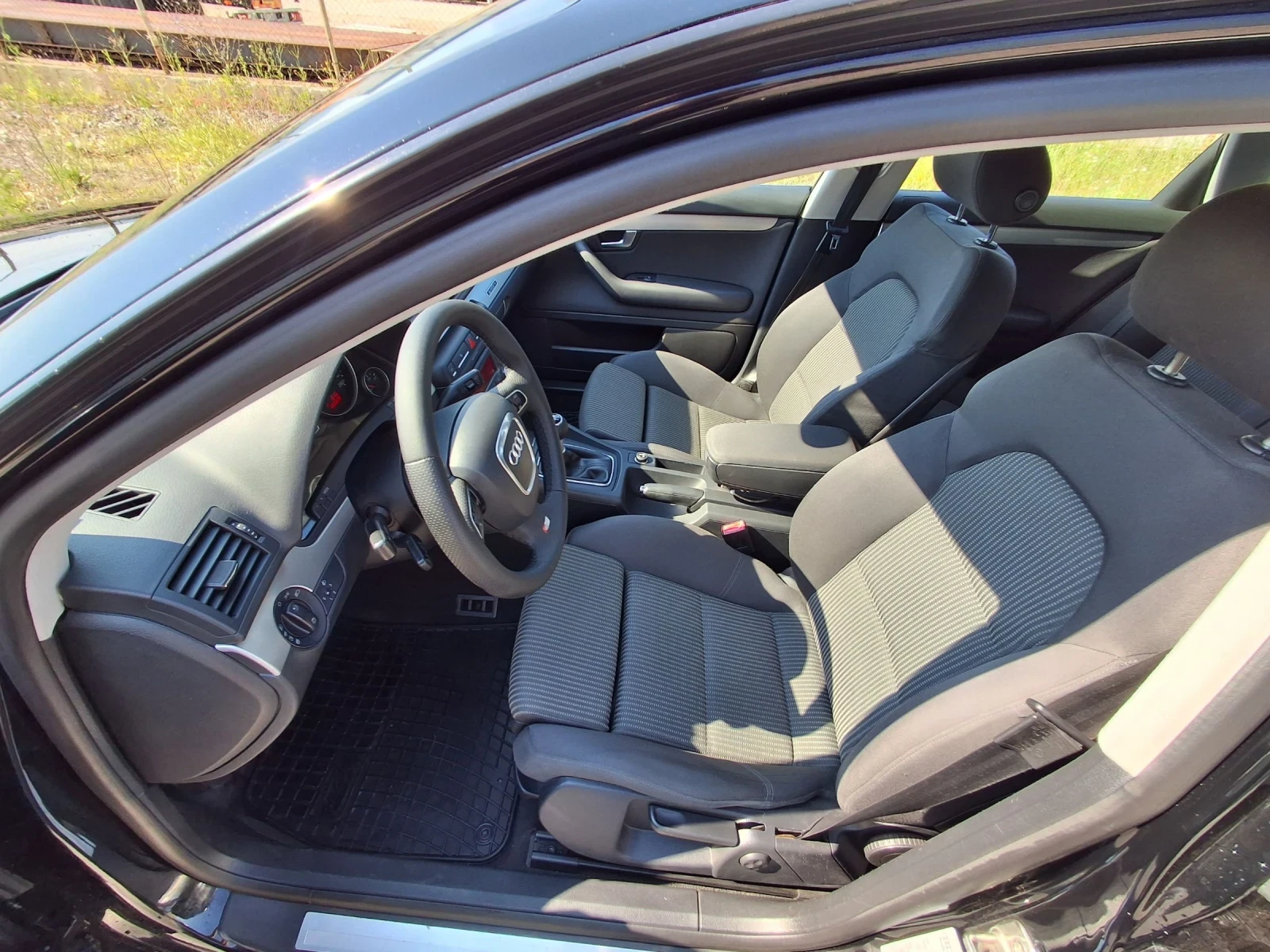 Audi A4 1.8t quattro, снимка 12 - Автомобили и джипове - 55003740