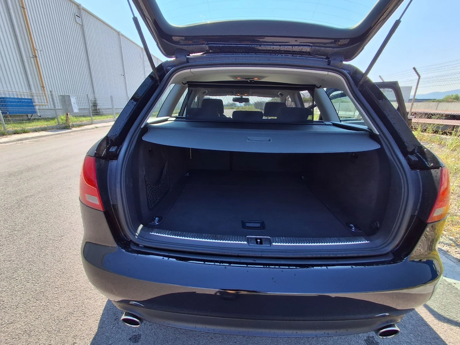 Audi A4 1.8t quattro, снимка 16 - Автомобили и джипове - 55003740