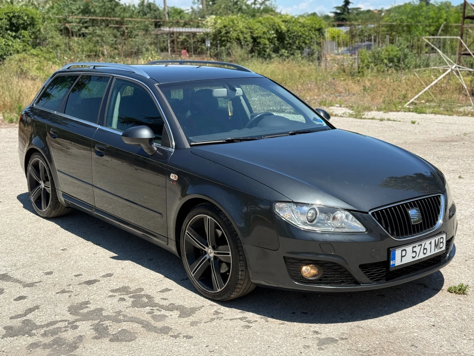 Seat Exeo 2.0tdi 2011г 6 скорости , снимка 3 - Автомобили и джипове - 55069375