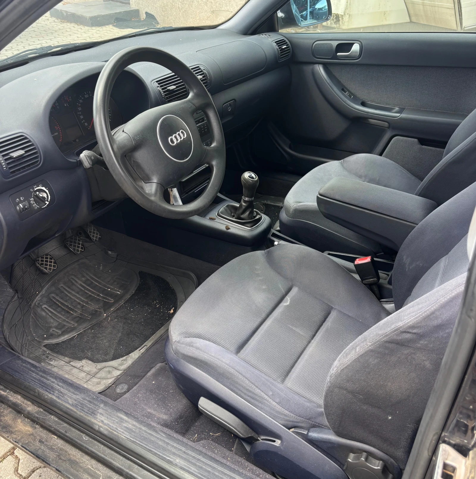 Audi A3 1.9 TDI, снимка 10 - Автомобили и джипове - 55214911