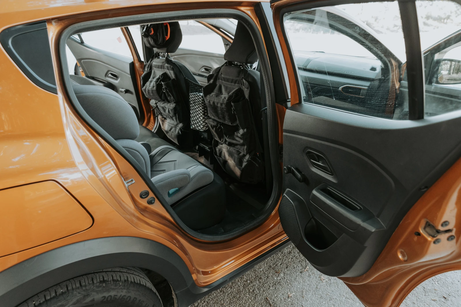 Dacia Sandero Stepway ECO-G 100/Газ-Бензин, снимка 11 - Автомобили и джипове - 55436059