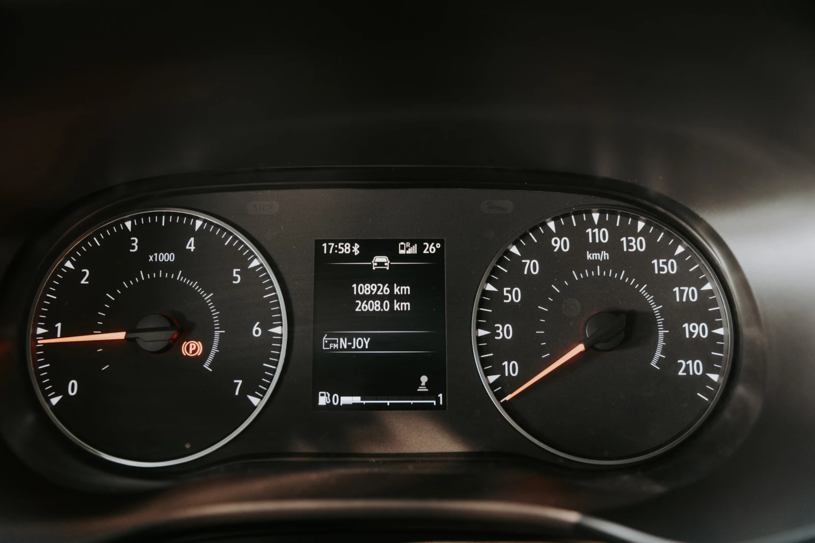 Dacia Sandero Stepway ECO-G 100/Газ-Бензин, снимка 17 - Автомобили и джипове - 55436059
