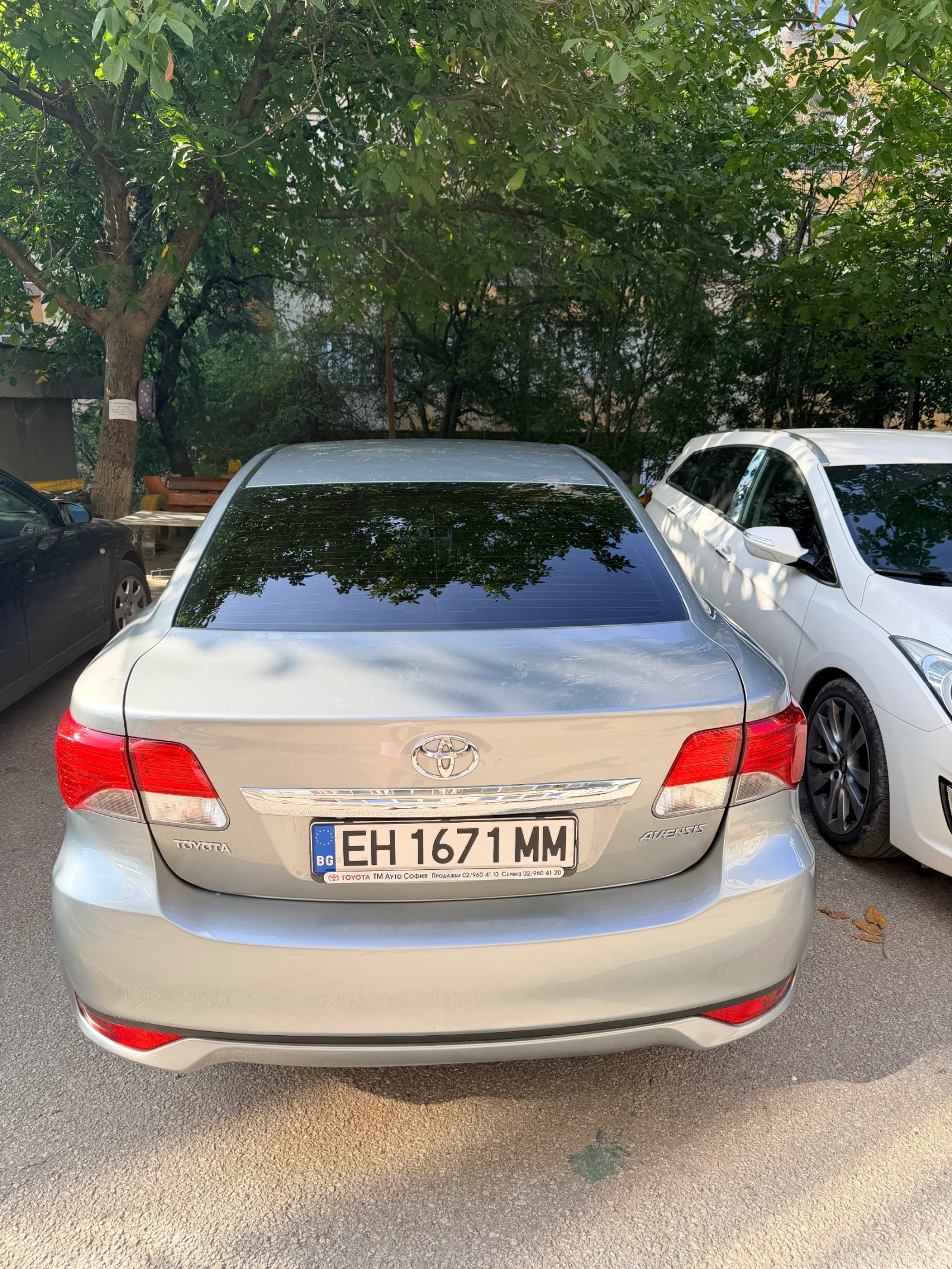 Toyota Avensis 2.0TDI , снимка 4 - Автомобили и джипове - 55877797