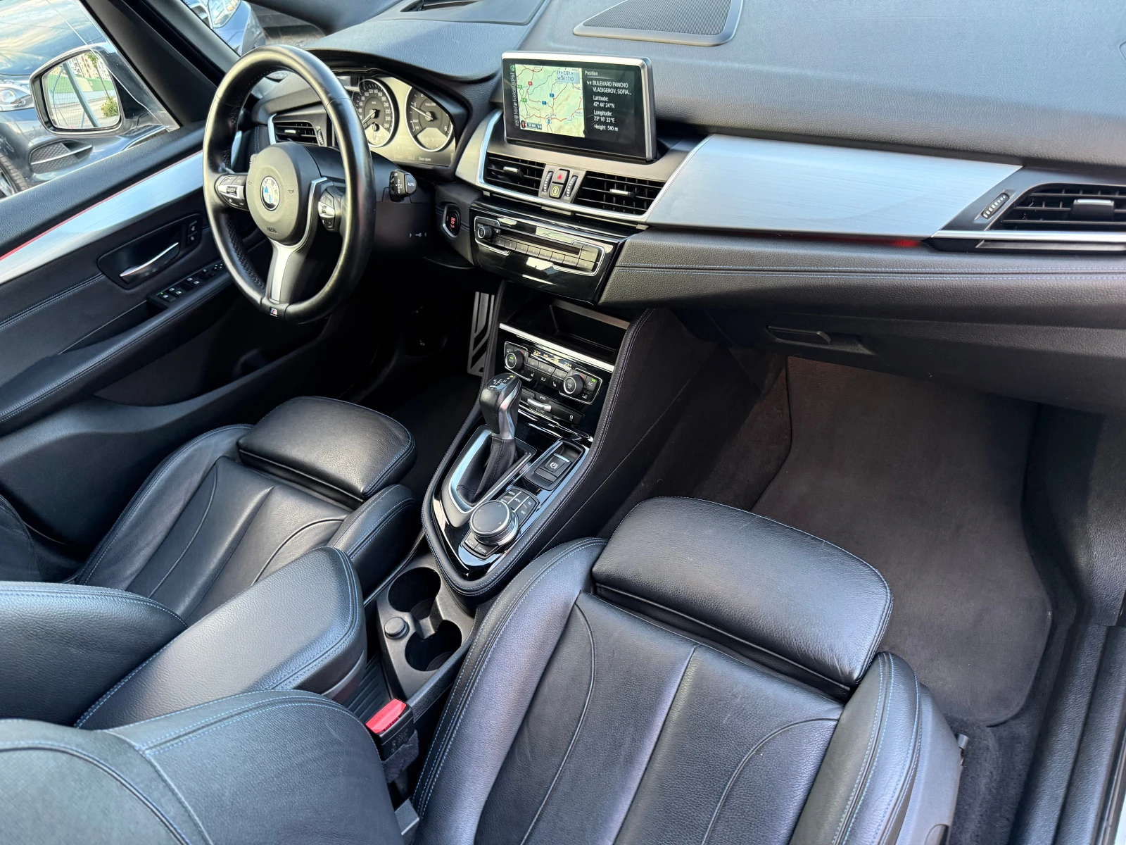 BMW 2 Gran Tourer 2.0xDrive* M ПАКЕТ* HEAD UP* K LESS* NAVI* ПОДГРЕВ, снимка 14 - Автомобили и джипове - 56078481
