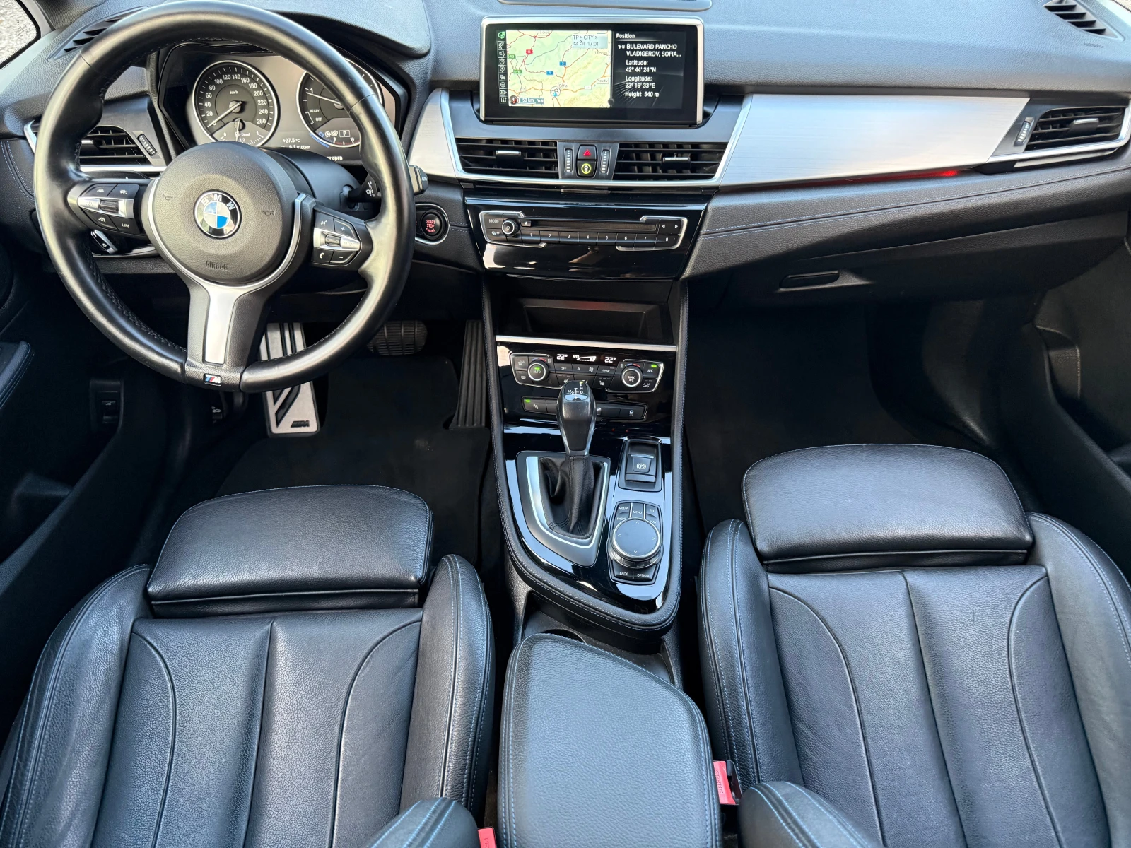BMW 2 Gran Tourer 2.0xDrive* M ПАКЕТ* HEAD UP* K LESS* NAVI* ПОДГРЕВ, снимка 10 - Автомобили и джипове - 56078481