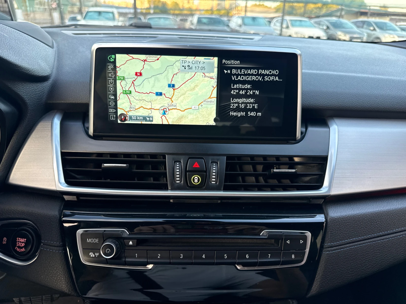 BMW 2 Gran Tourer 2.0xDrive* M ПАКЕТ* HEAD UP* K LESS* NAVI* ПОДГРЕВ, снимка 16 - Автомобили и джипове - 56078481