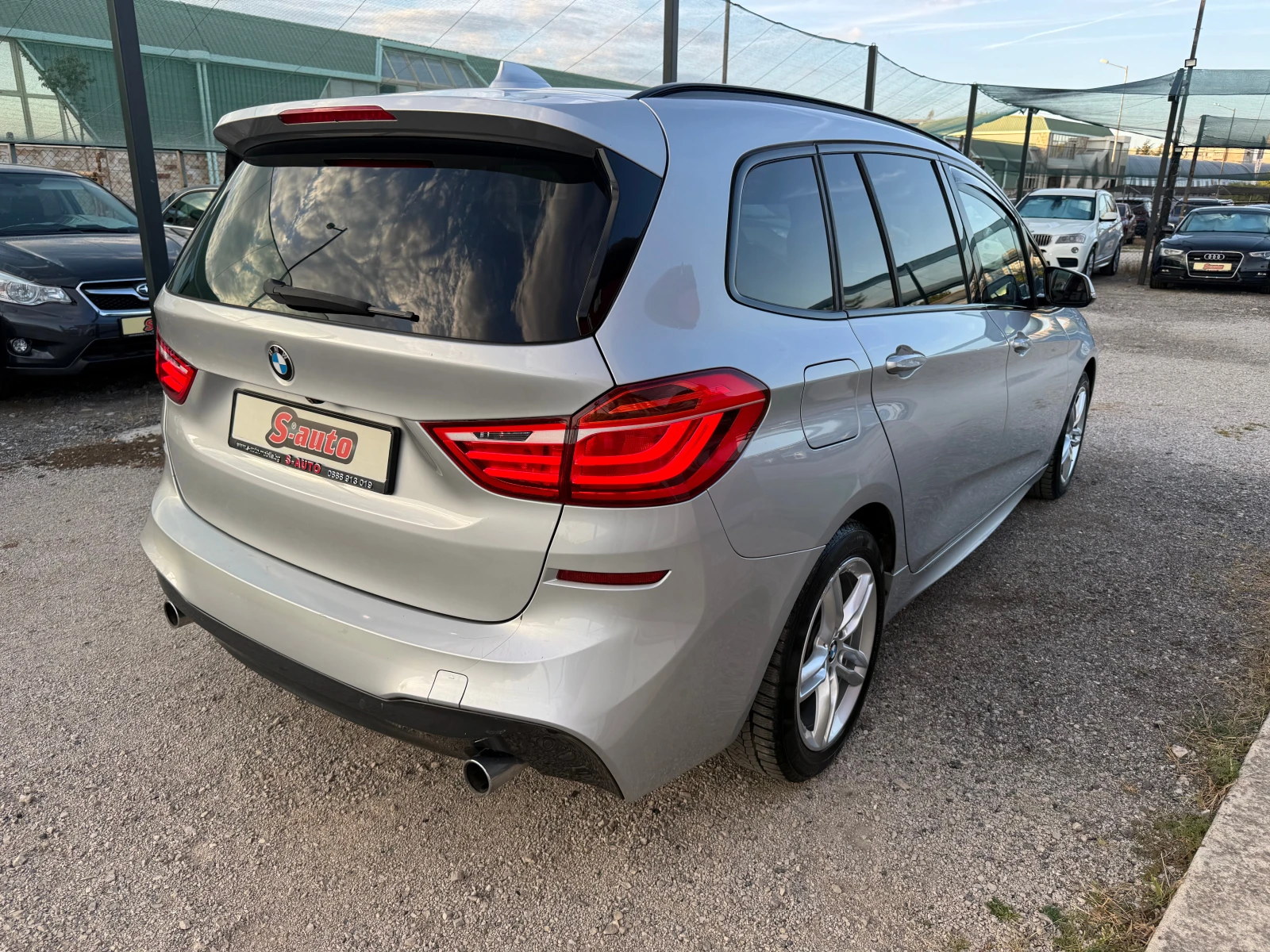 BMW 2 Gran Tourer 2.0xDrive* M ПАКЕТ* HEAD UP* K LESS* NAVI* ПОДГРЕВ, снимка 5 - Автомобили и джипове - 56078481