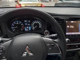 Обява за продажба на Mitsubishi Outlander 2.4SPECIAL EDITION 4X4 КОЖА С АЛКАНТАРА 7 МЕСТА ~39 990 лв. - изображение 4