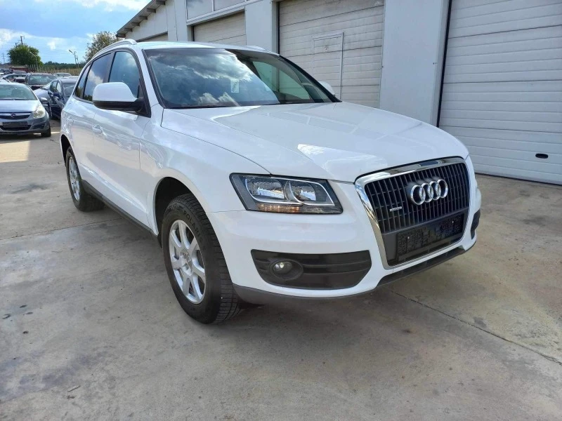 Audi Q5 2.0tdi *4x4*Nova*UNIKAT*, снимка 11 - Автомобили и джипове - 42117925