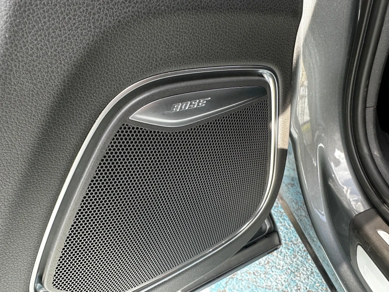 Audi Q3 S-Line Bose Face 2.0quattro, снимка 12 - Автомобили и джипове - 46431698