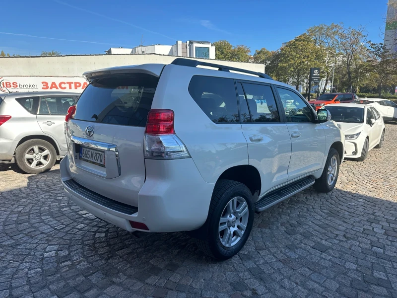 Toyota Land cruiser 3.0TDI* 237к.с.* САМО ЗА ЦЕНИТЕЛИ* 60th Anniversar, снимка 6 - Автомобили и джипове - 47670105