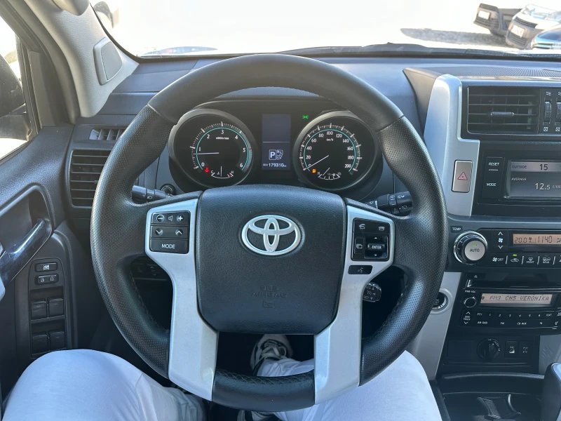 Toyota Land cruiser 3.0TDI* 237к.с.* САМО ЗА ЦЕНИТЕЛИ* 60th Anniversar, снимка 10 - Автомобили и джипове - 47670105