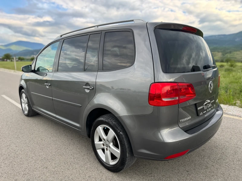 VW Touran 2.0 TDI / NAVI / PANORAMA / PODGREV / PARKTRONIC , снимка 6 - Автомобили и джипове - 50464274