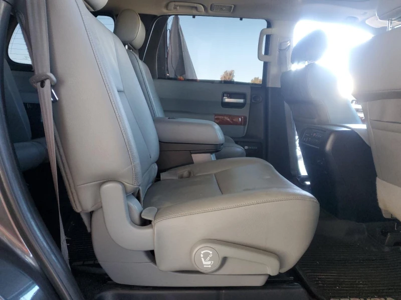 Toyota Sequoia PLATINUM AWD/АВТОКРЕДИТИРАНЕ, снимка 11 - Автомобили и джипове - 52482125