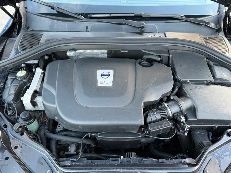 Volvo XC60 2.4D5 FWD, снимка 16 - Автомобили и джипове - 52585116