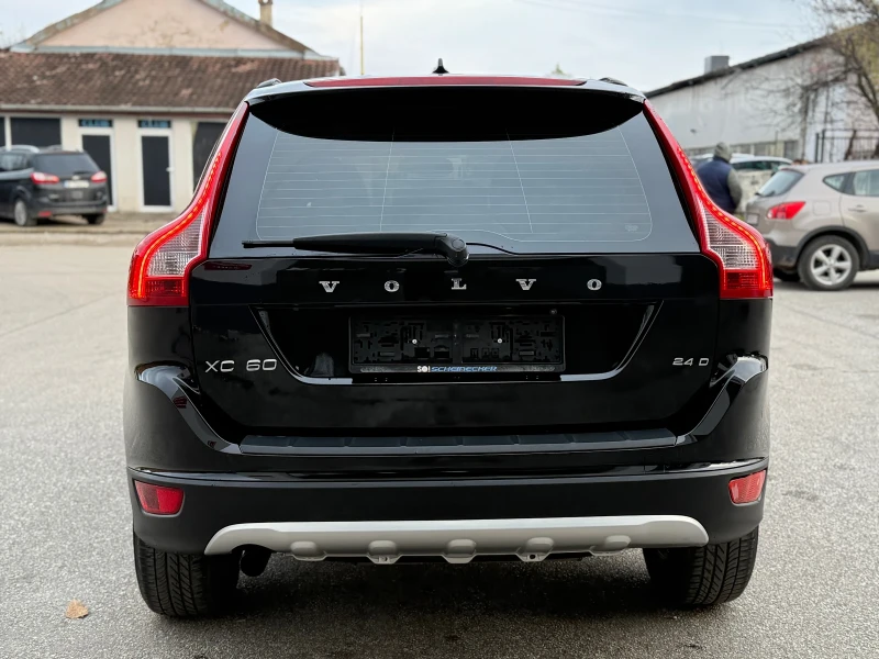 Volvo XC60 2.4D5 FWD, снимка 6 - Автомобили и джипове - 52585116