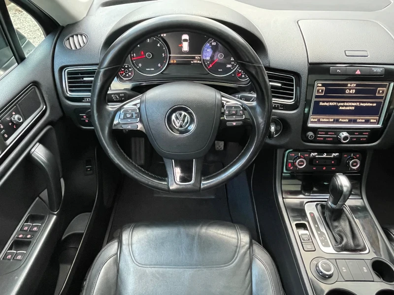 VW Touareg 3.0 TDI 204 HP, снимка 11 - Автомобили и джипове - 52795759