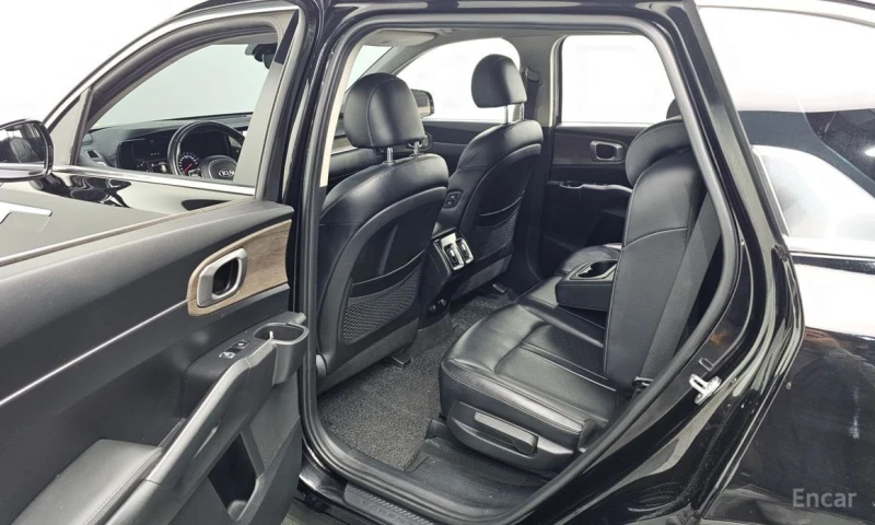 Kia Sorento, снимка 13 - Автомобили и джипове - 53153866