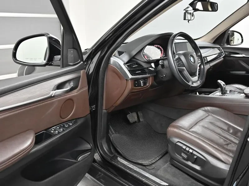 BMW X5 (F15) xDrive 30D, снимка 11 - Автомобили и джипове - 55201951