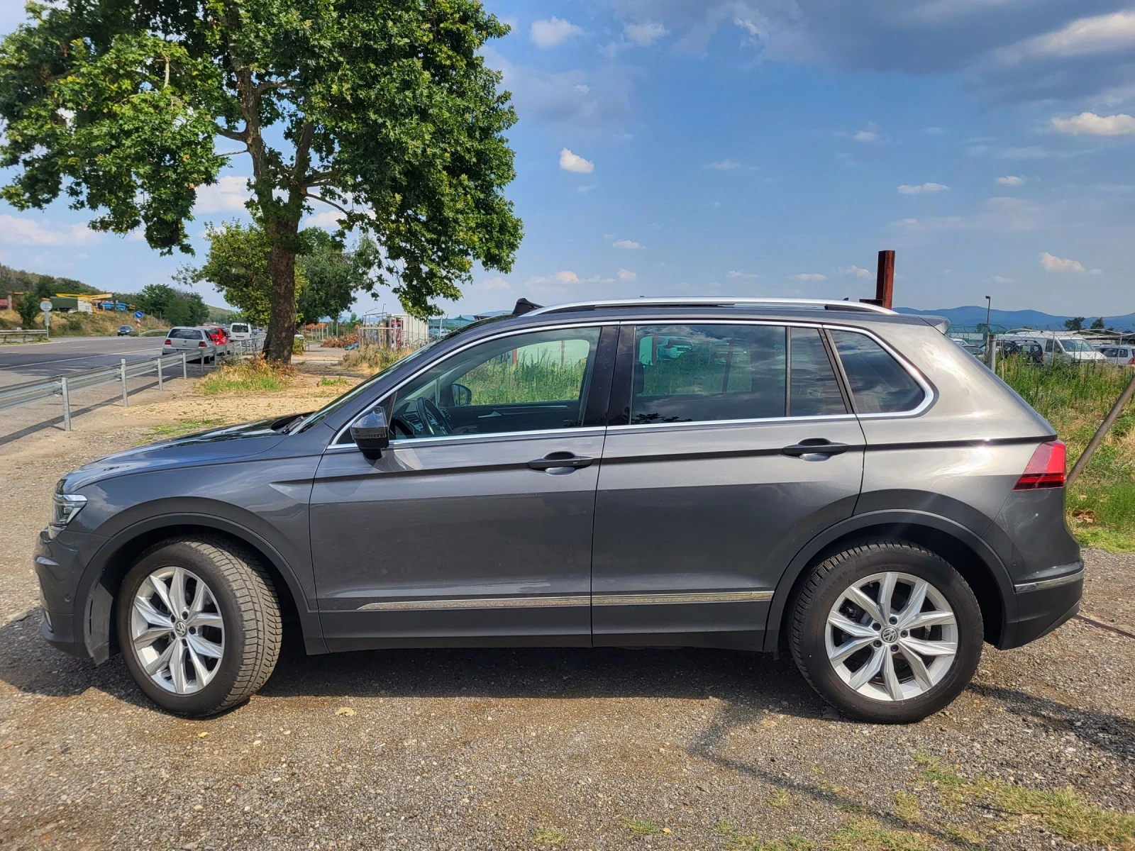 VW Tiguan 2, 0TDI/PANOR/VIRTUAL/HIGHLEIN - изображение 5