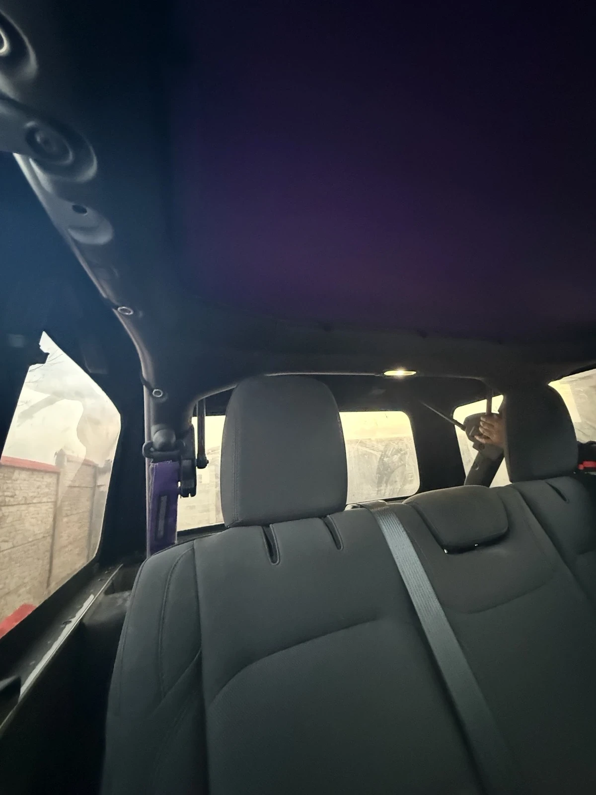 Jeep Wrangler  - изображение 10