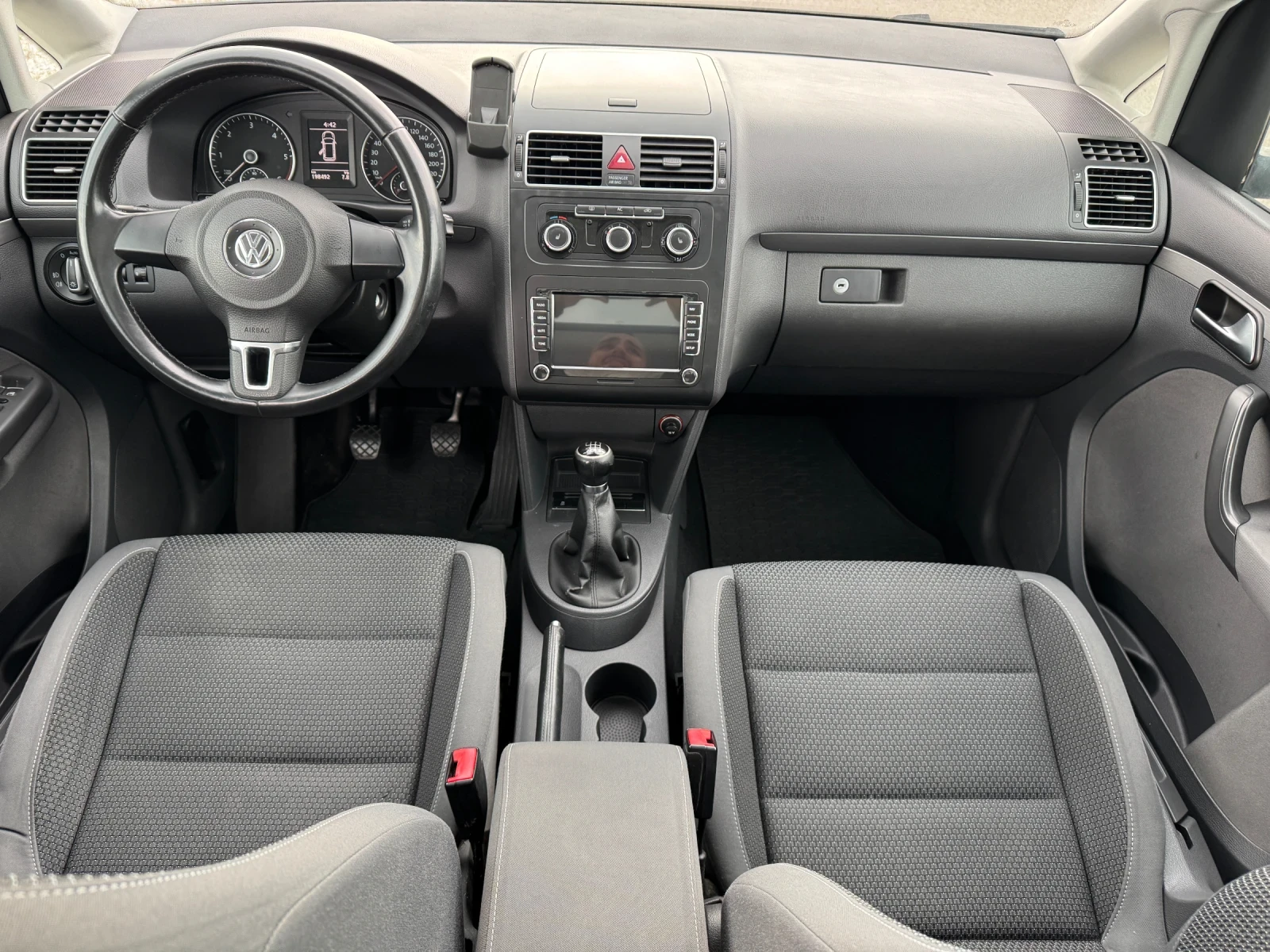 VW Tiguan 2.0 TDI / NAVI / PANORAMA / PODGREV / PARKTRONIC  - изображение 10