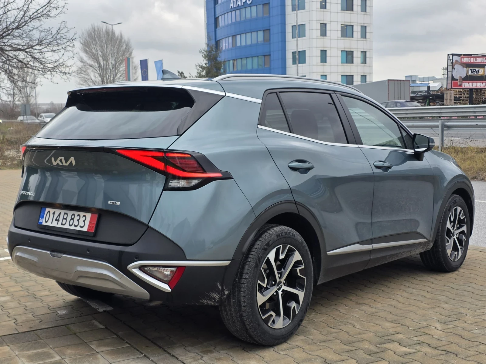 Kia Sportage 1.6i HYBRID 230hp - изображение 5