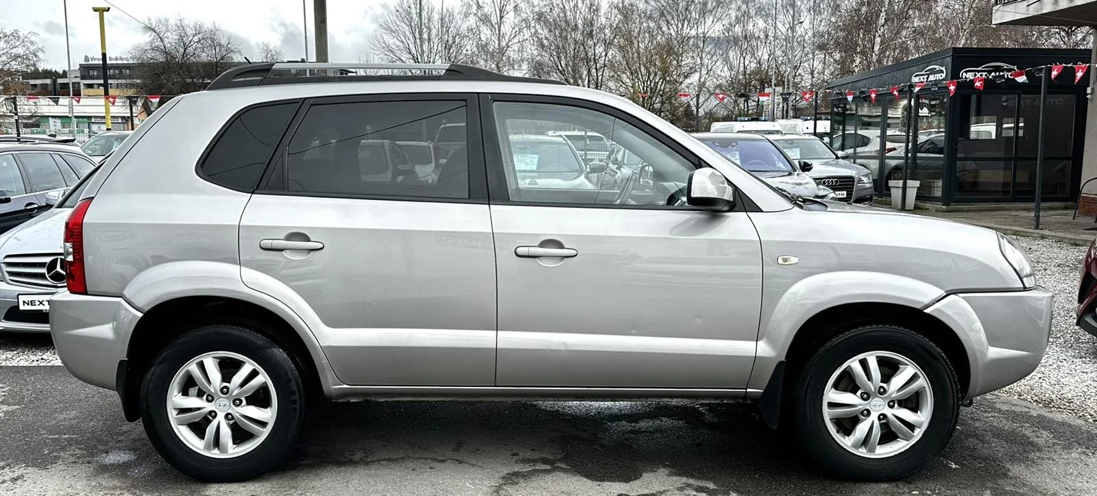 Hyundai Tucson 2.0i 141HP BIFUEL  - изображение 4