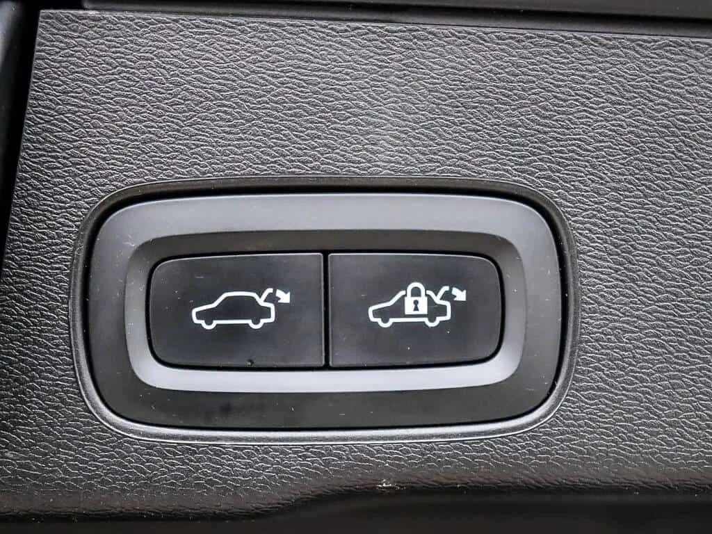 Volvo XC60 * PLUS BRIGHT THEME * CARFAX * ���� �� �� | Mobile.bg � ����������� 17