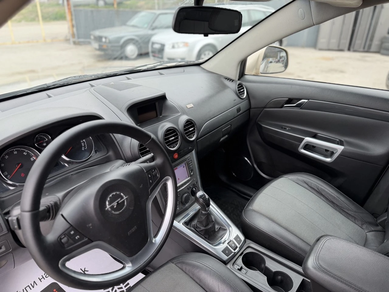 Opel Antara 2.2CDTI FACE 4x4 NAVI, снимка 10 - Автомобили и джипове - 53913318